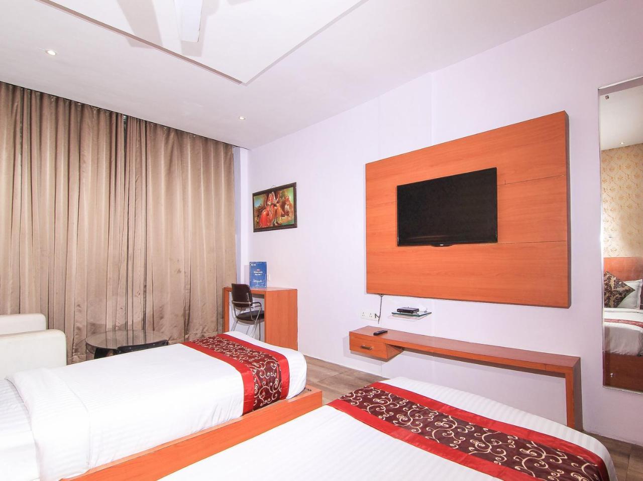 فندق Oyo 3683 De Global Park Hasanganj المظهر الخارجي الصورة